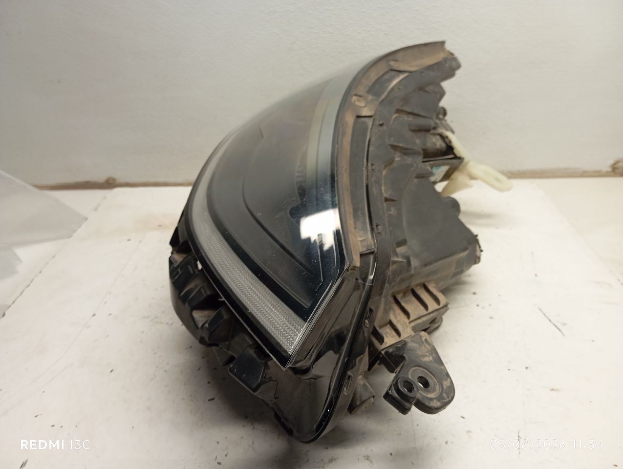 Part image 3