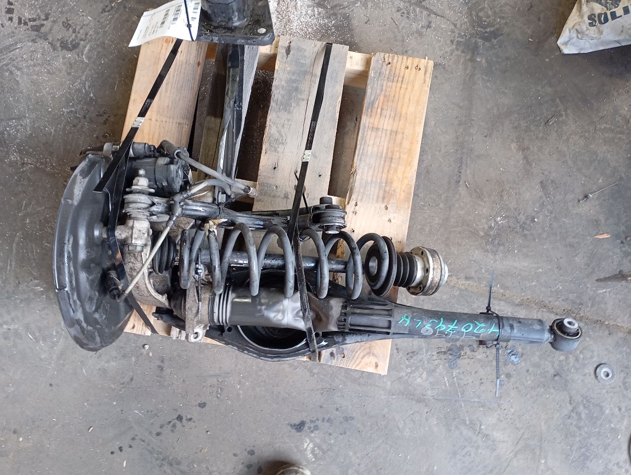 Part image 3