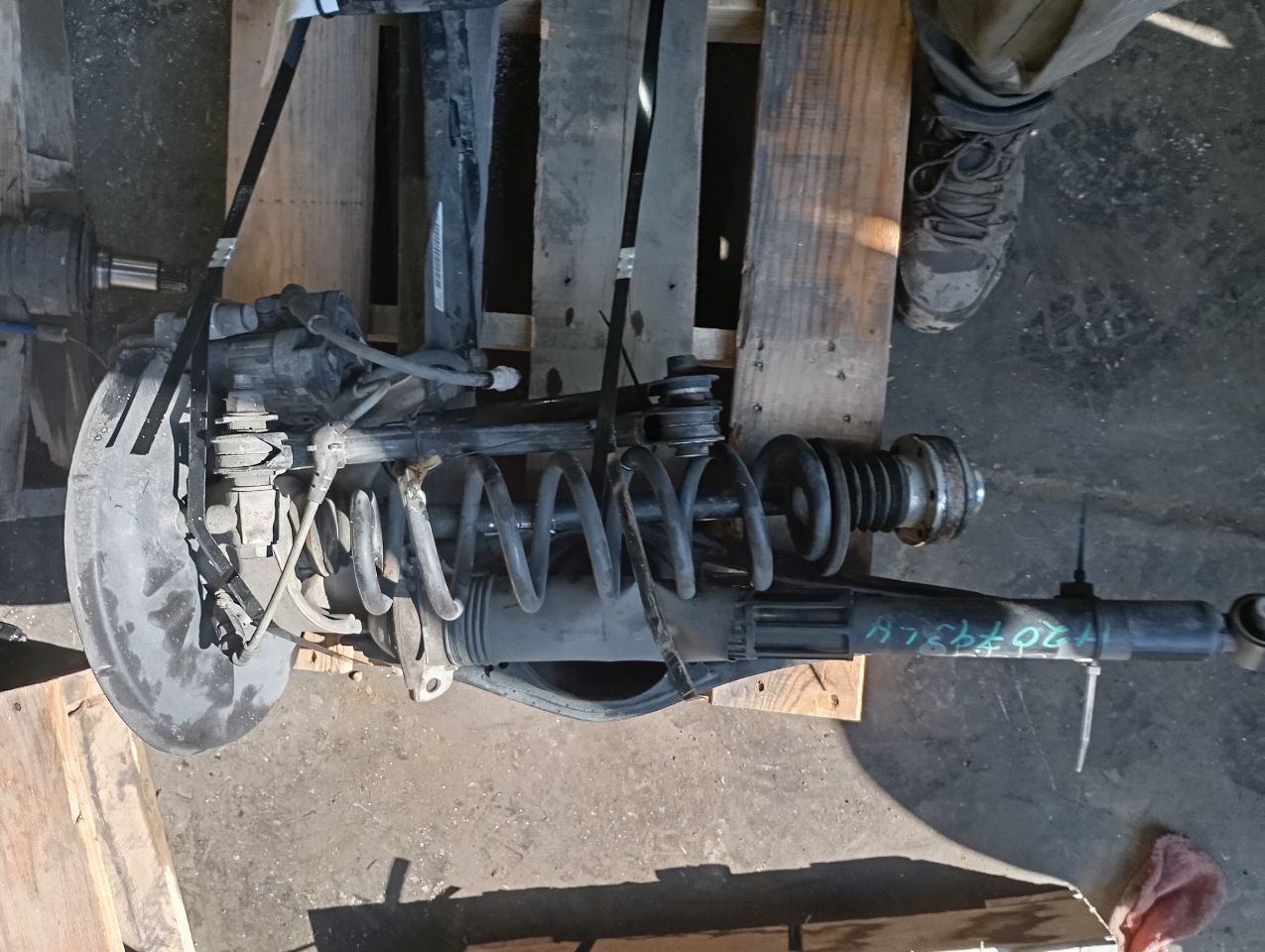 Part image 6