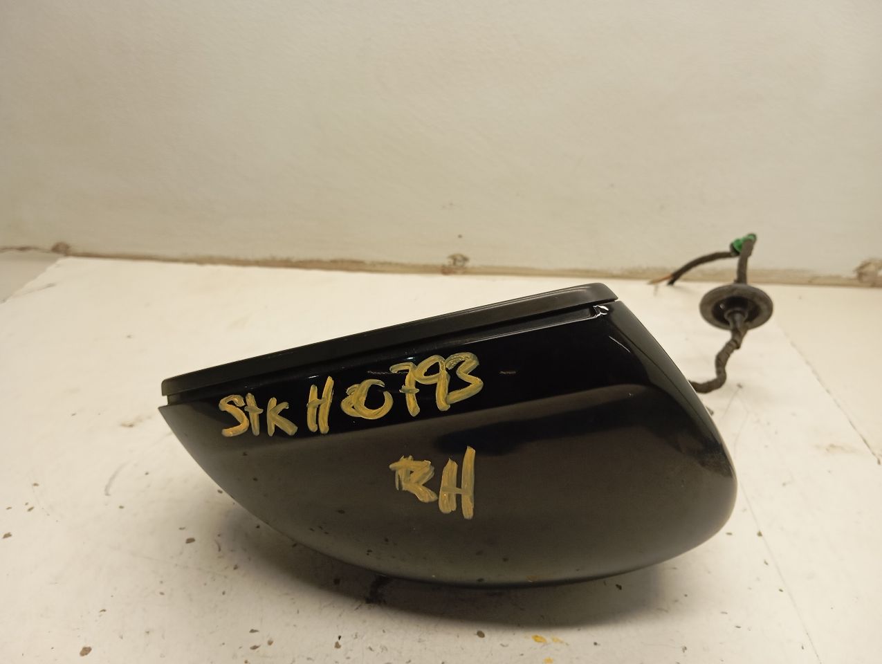 Part image 3