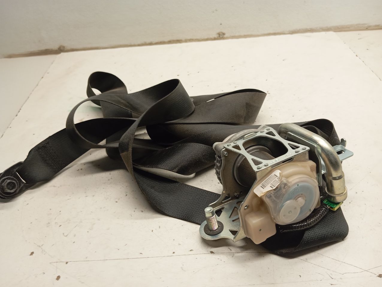 Used 2017 Honda CIVIC retractor - Stock #H20795