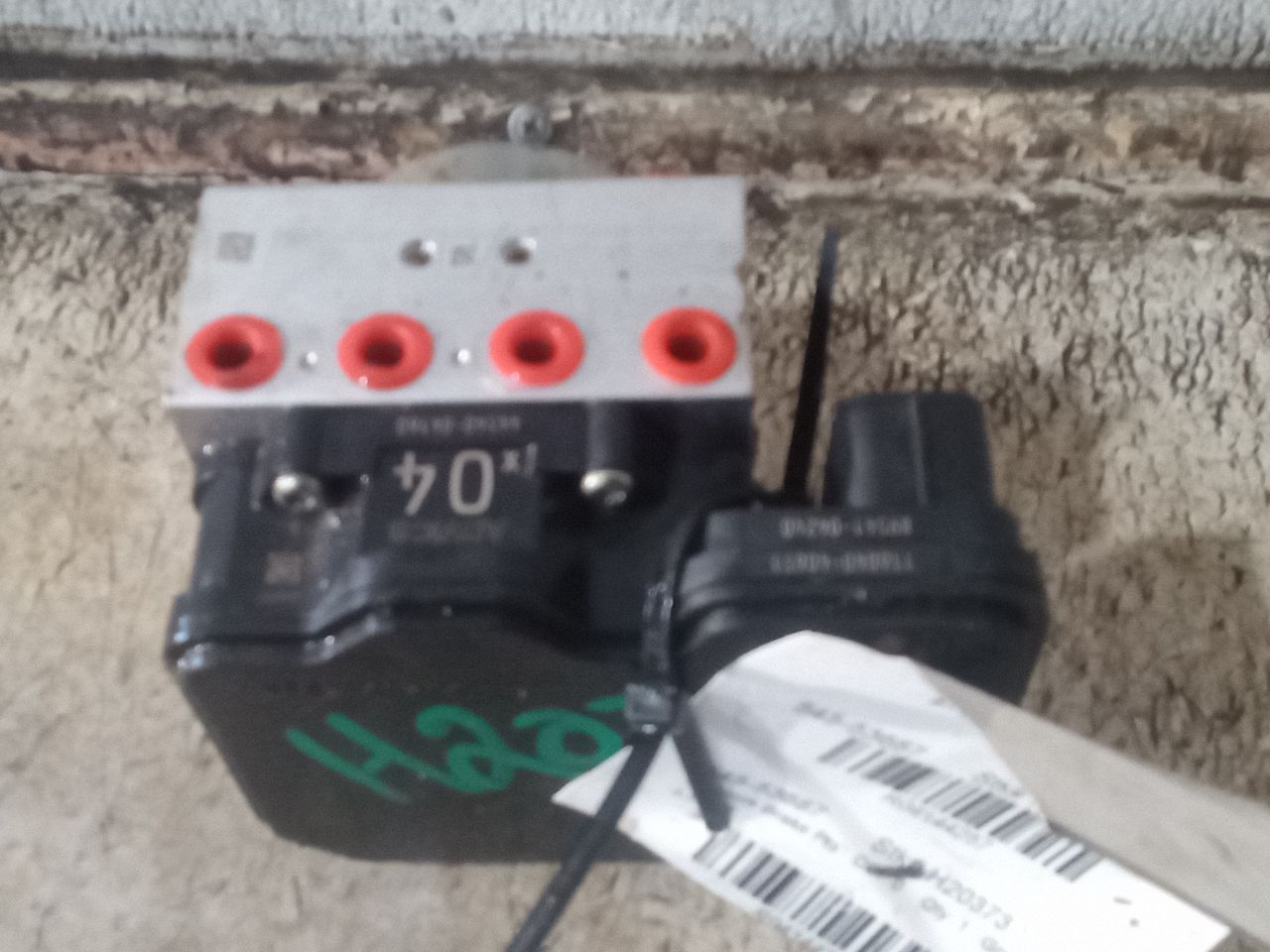 Part image 8