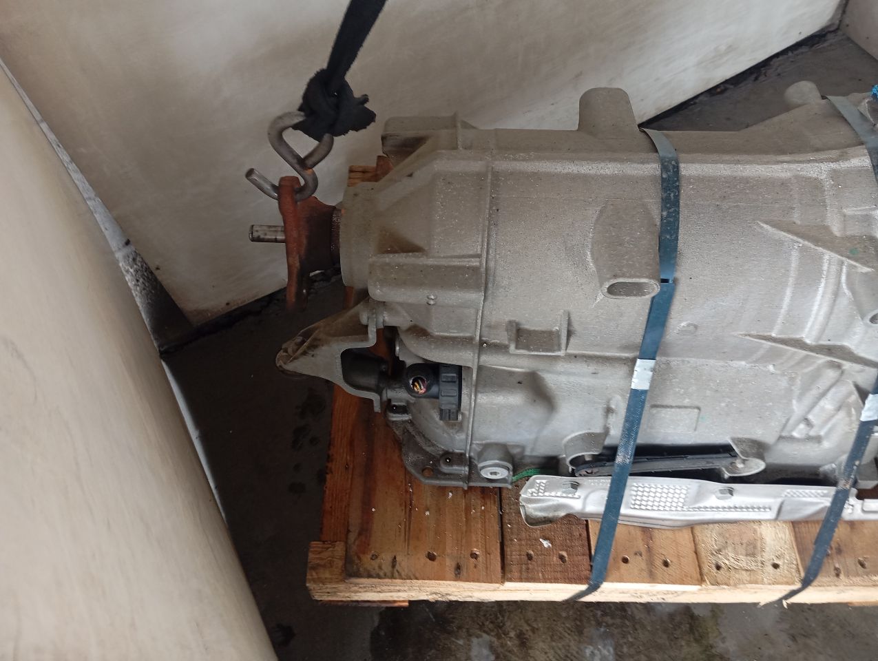 Part image 6