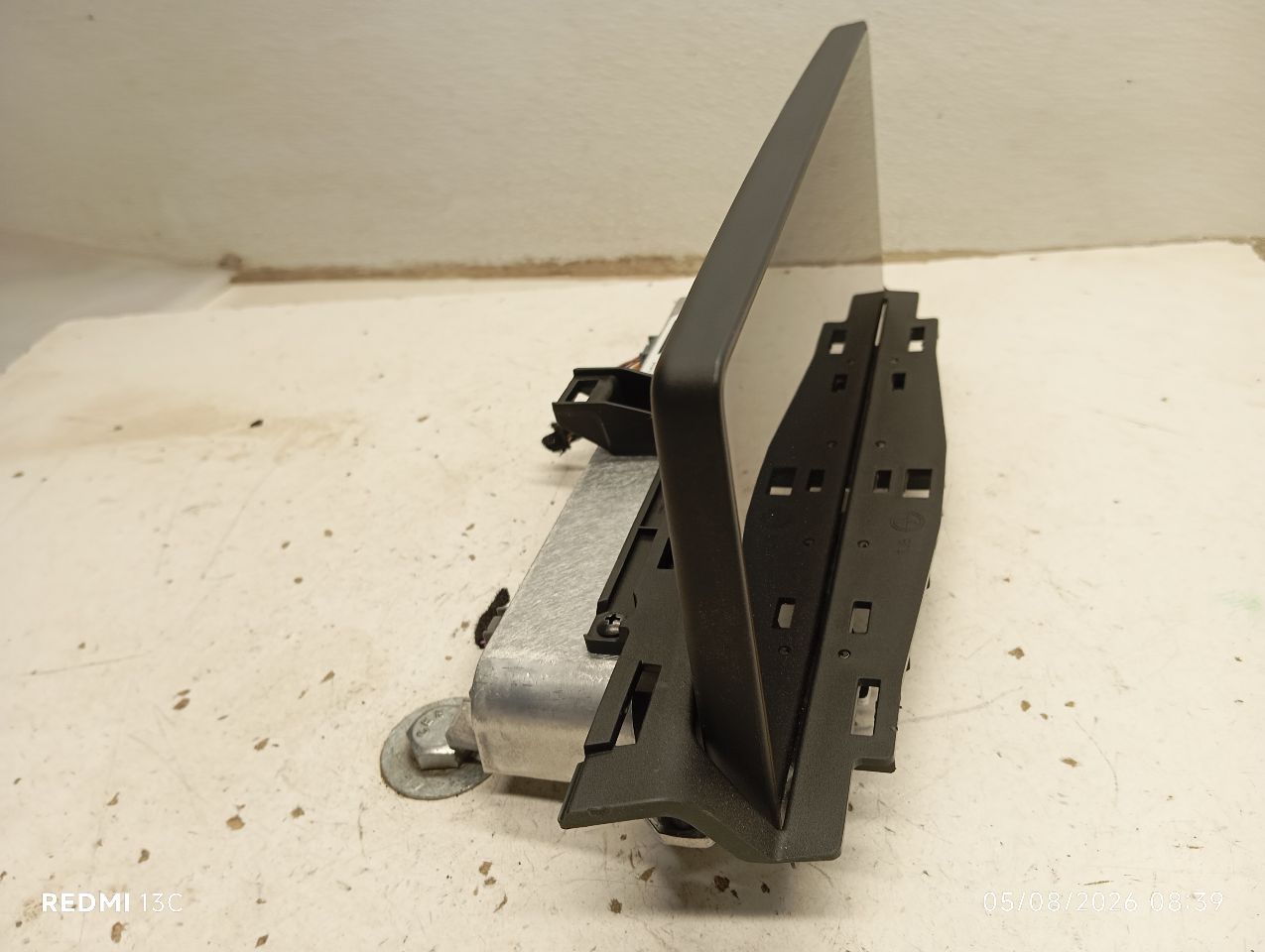 Part image 4