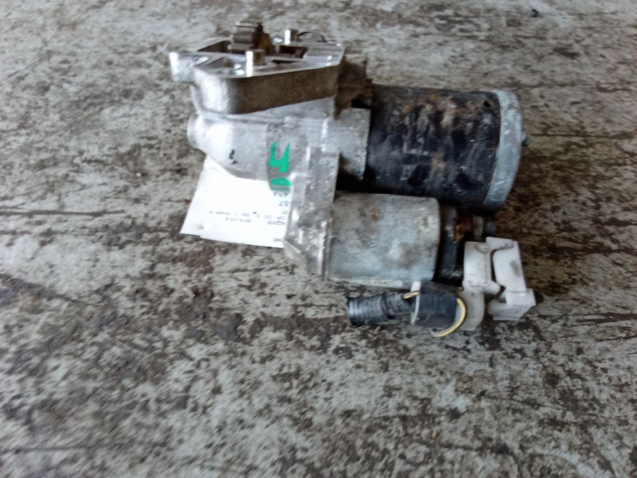 Part image 4