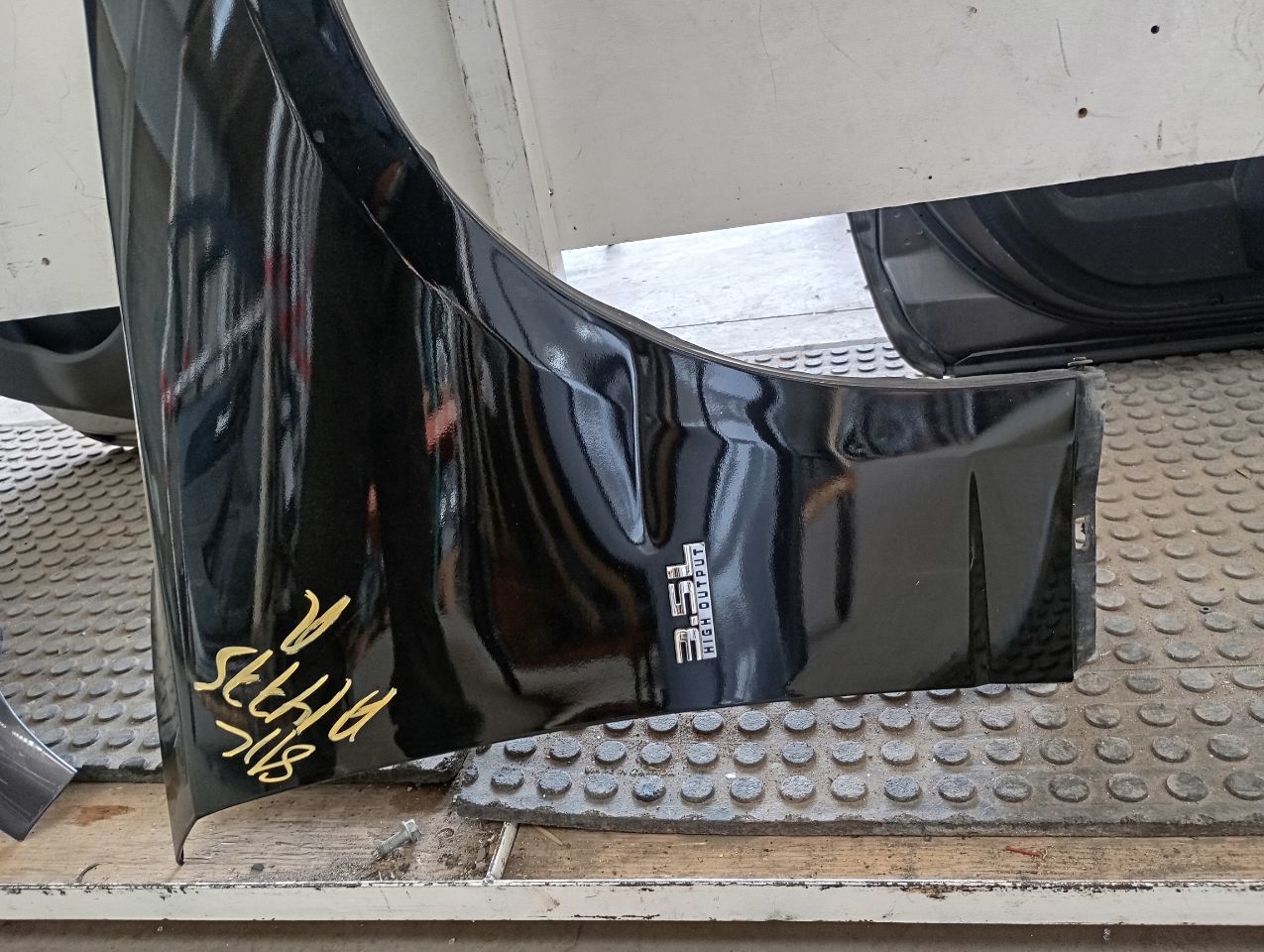 Part image 4