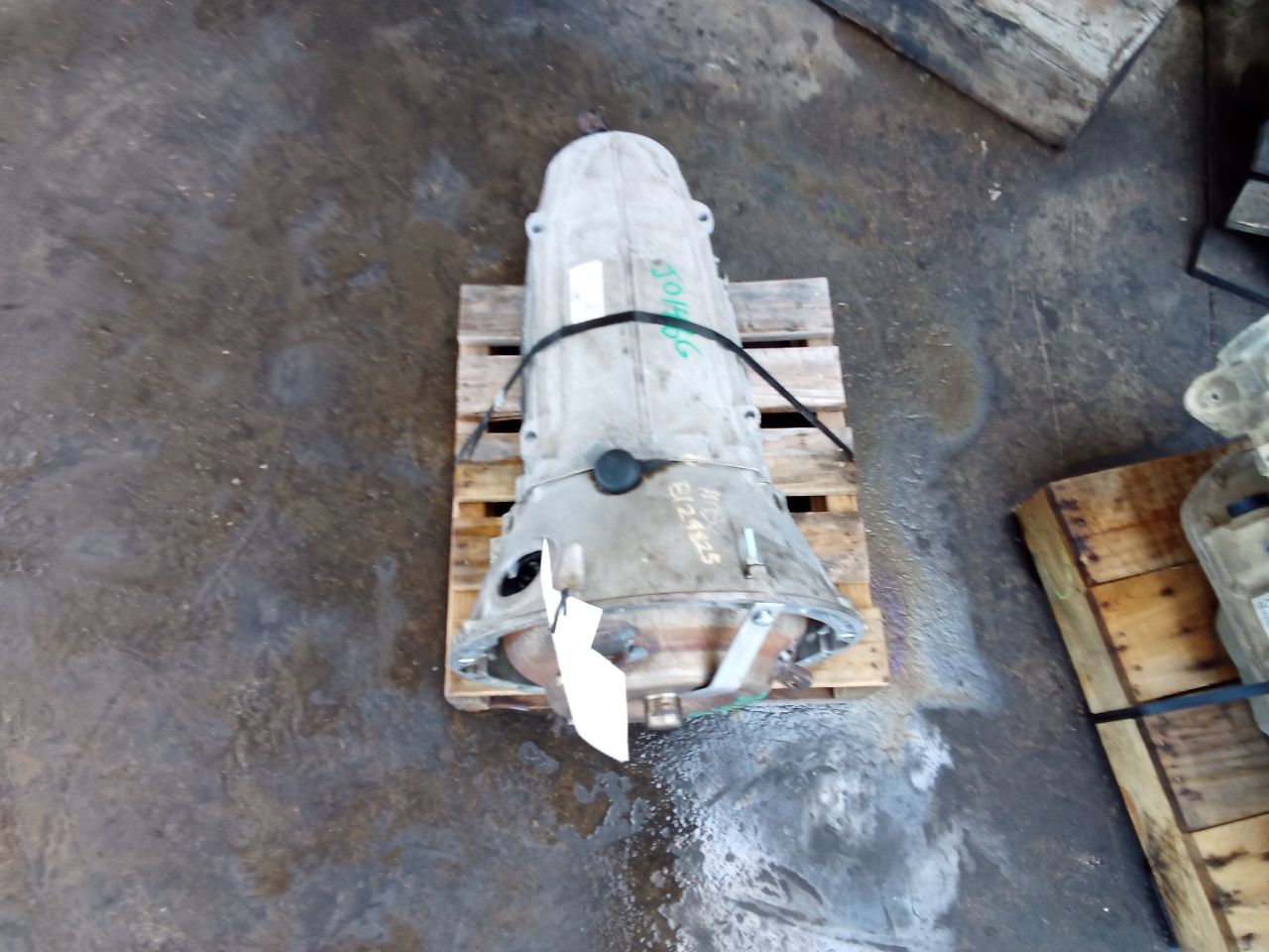 Part image 3