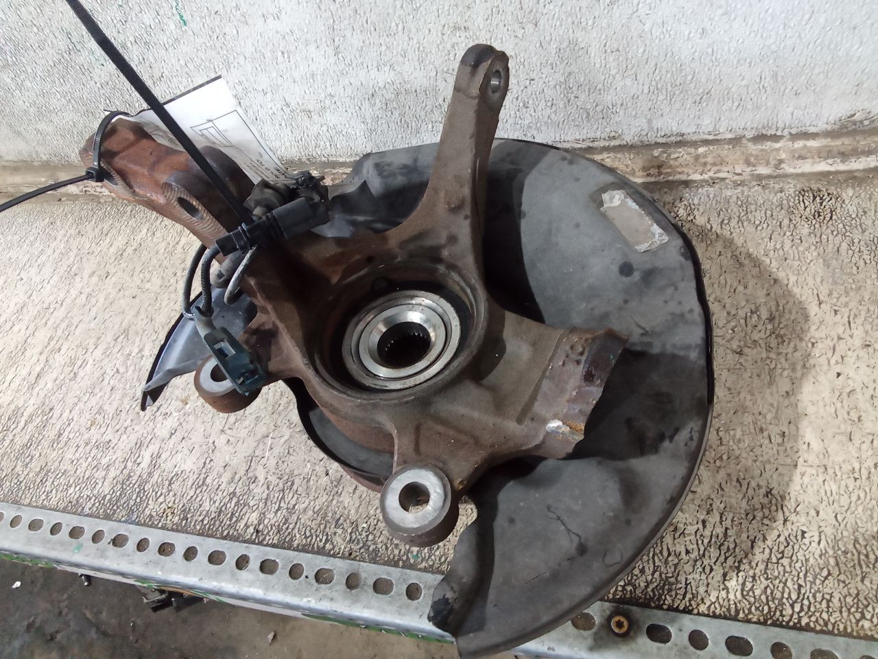 Part image 3