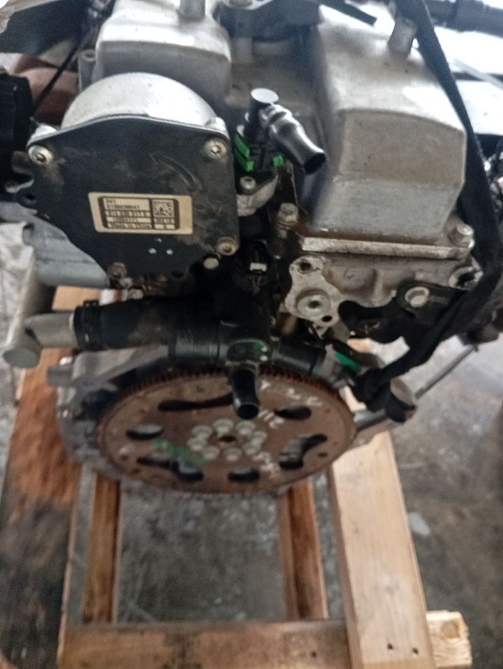 Part image 9