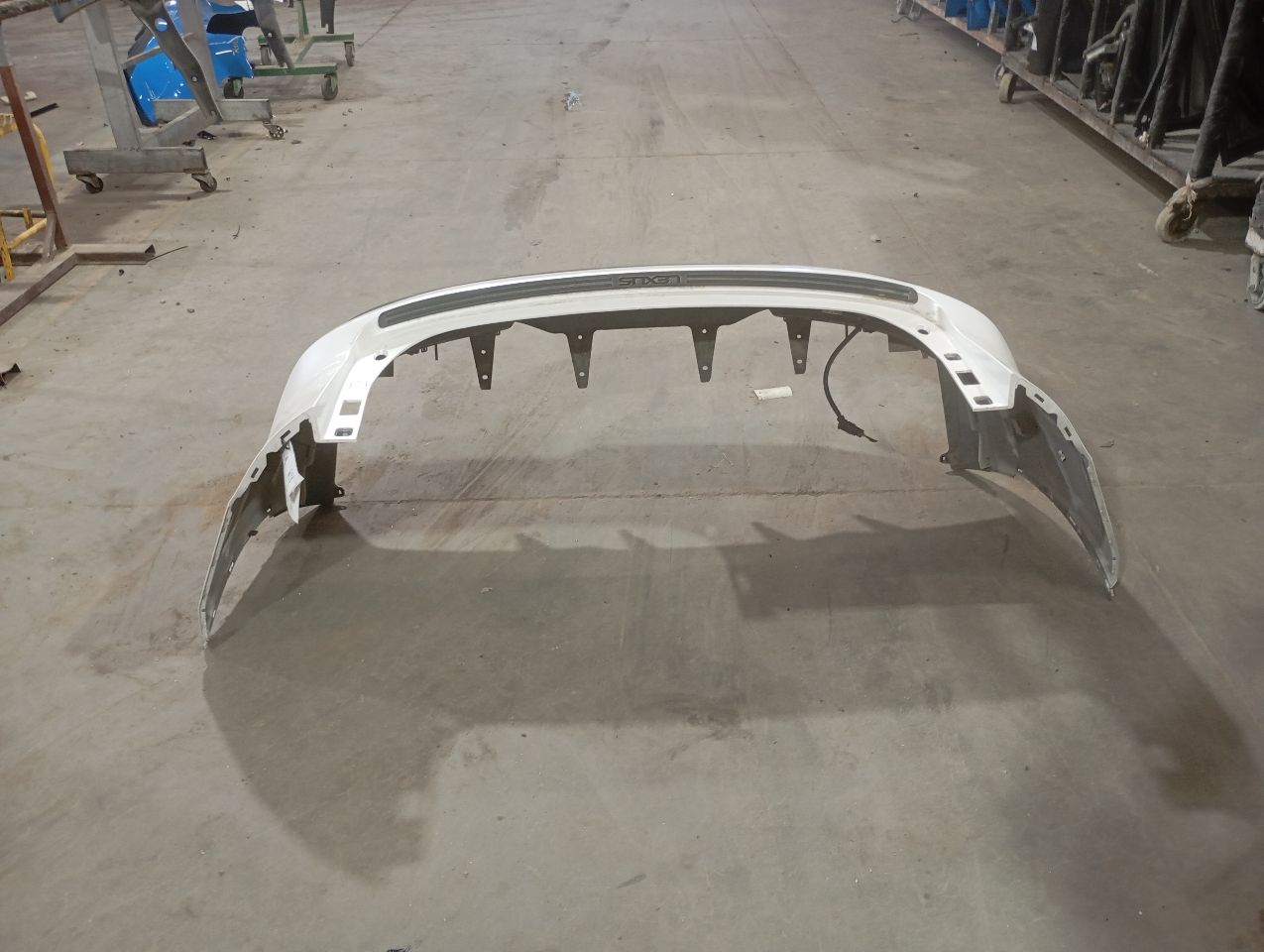 Part image 3