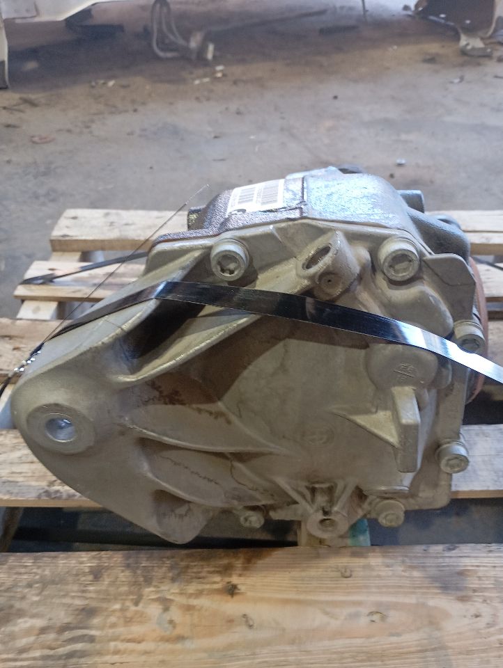 Part image 6