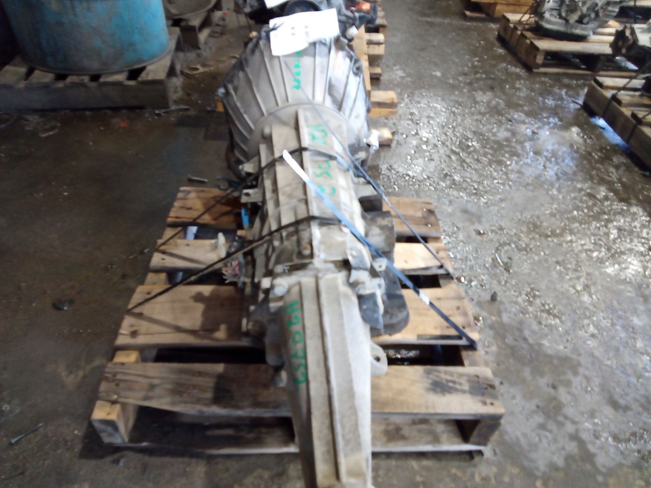 Part image 3