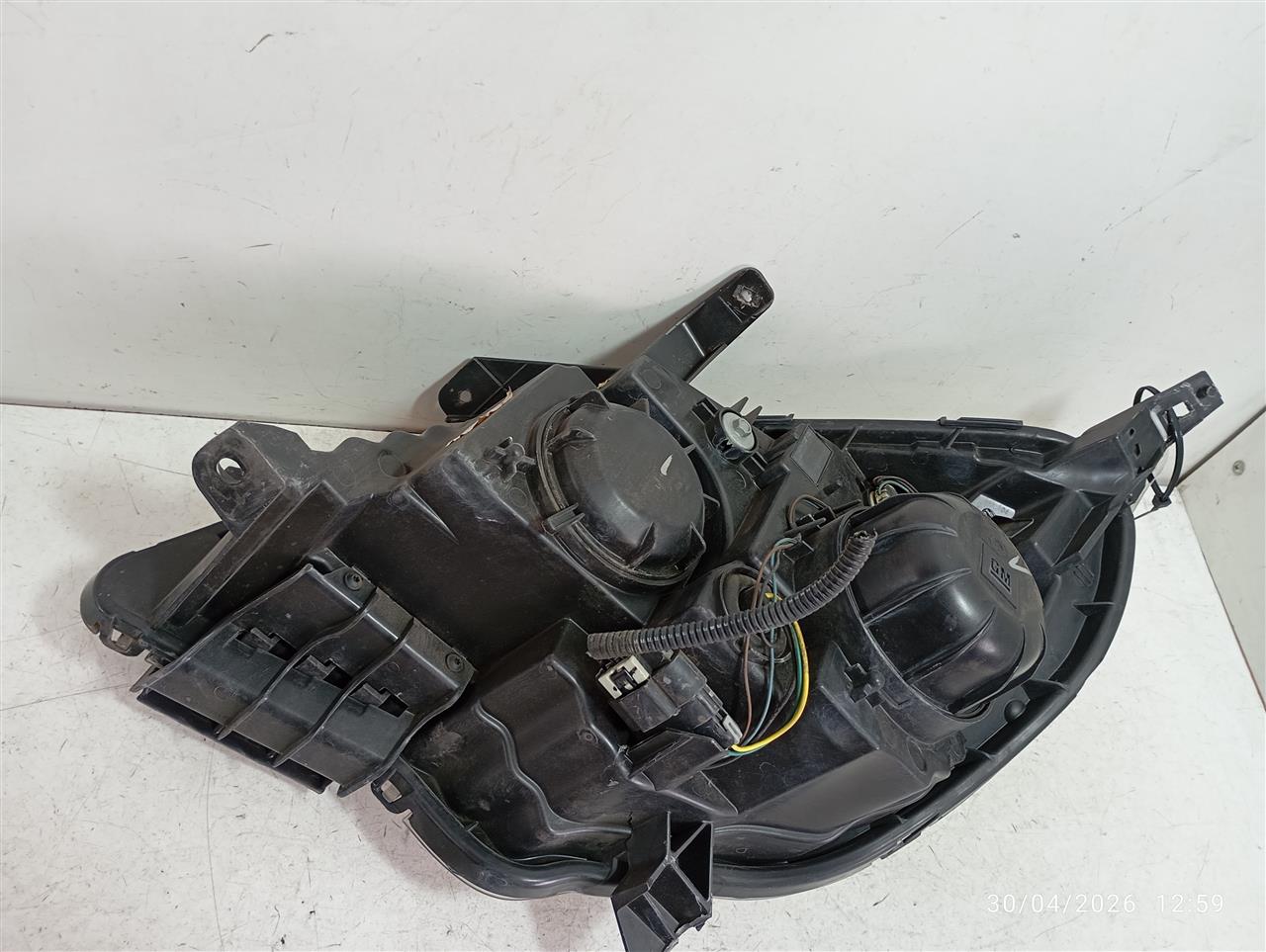 2015 General Motors EQUINOX Headlamp Assembly