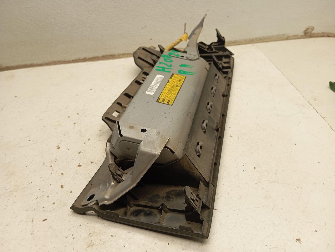 Part image 3