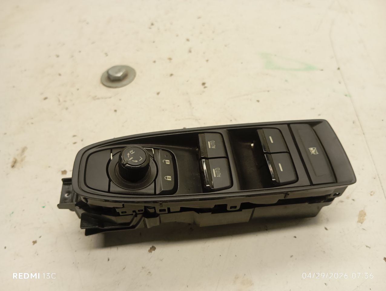 2019 Subaru IMPREZA Front Door Switch