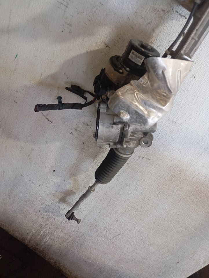 Part image 4