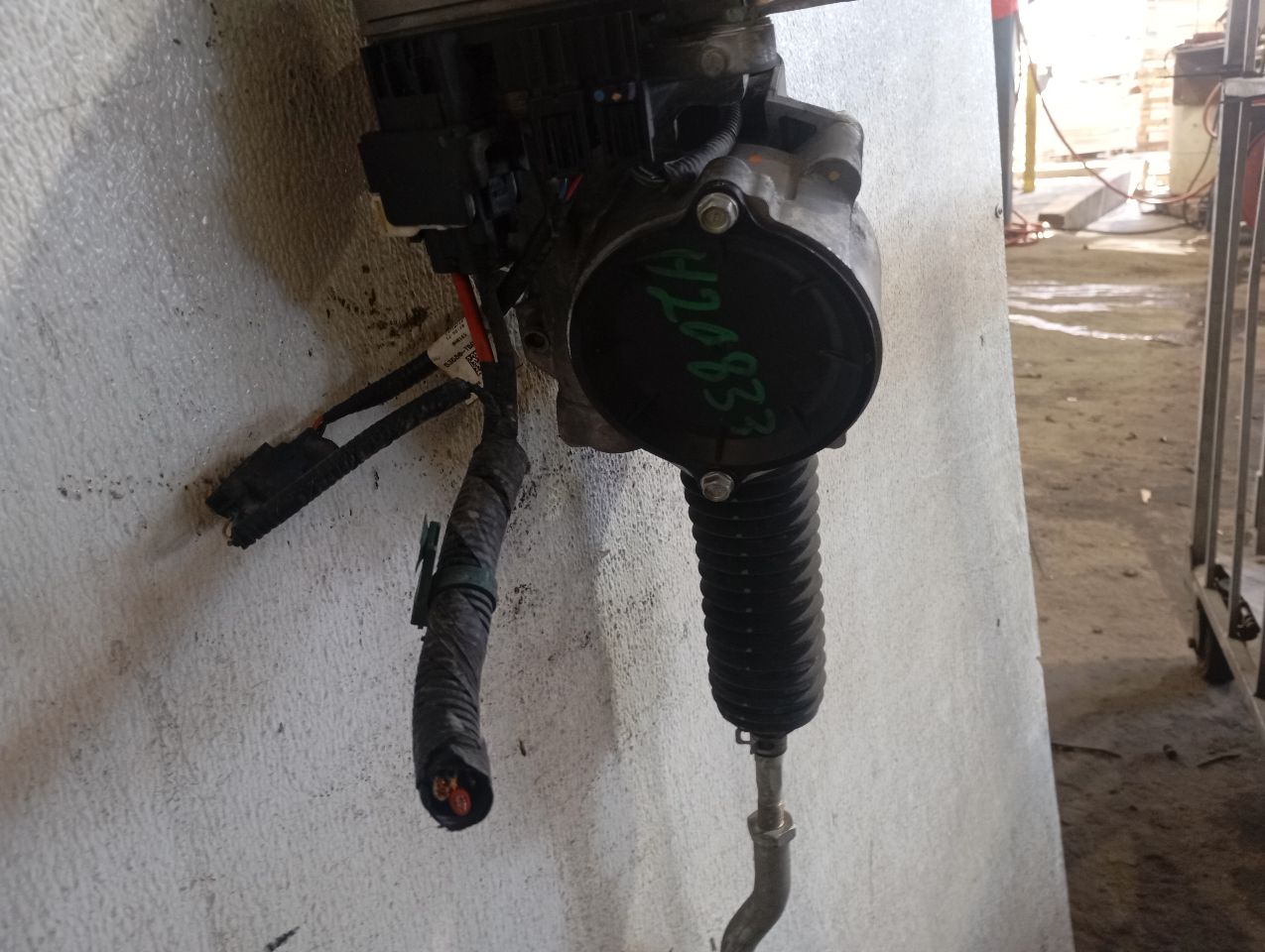 Part image 6