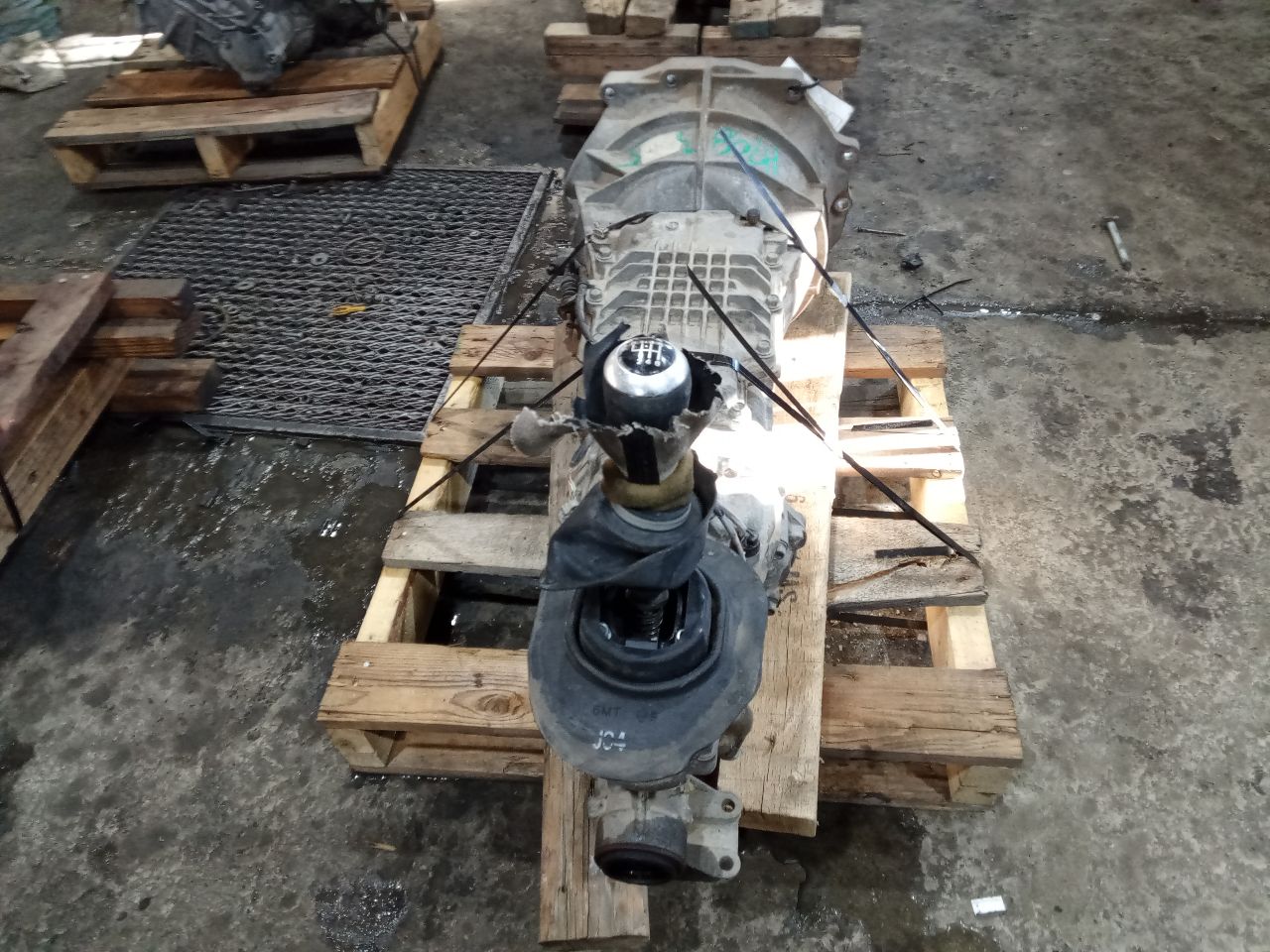 Part image 4