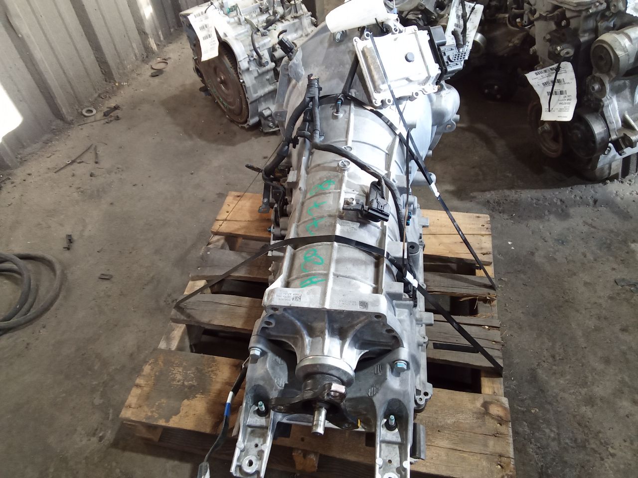 Part image 3