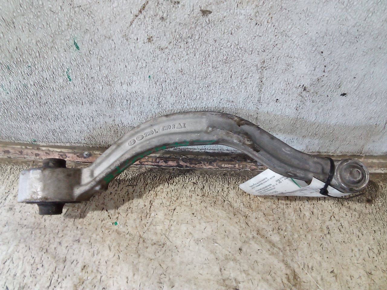 Part image 3
