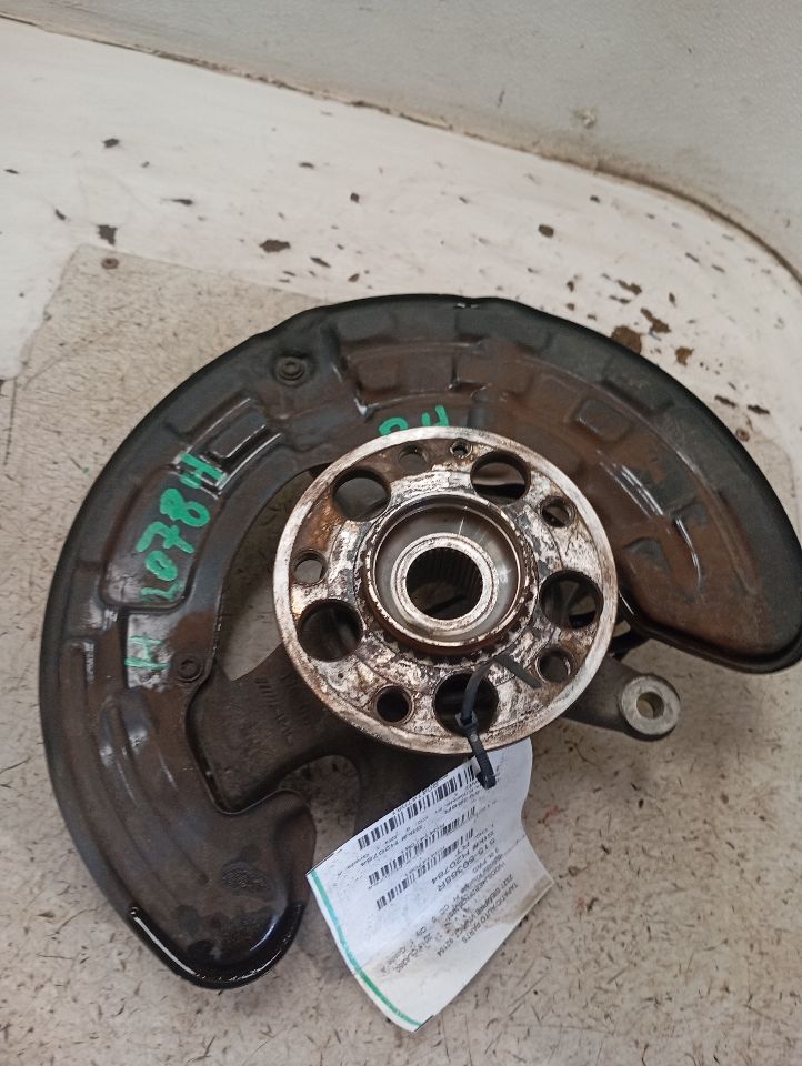 2015 Mercedes-Benz MERCEDES CLA-CLASS Spindle Knuckle, Fr