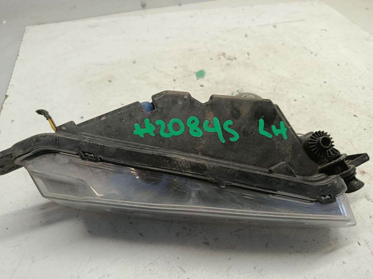Part image 4