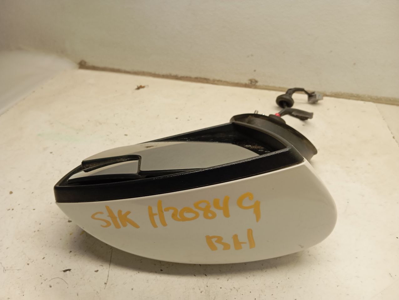 Part image 3