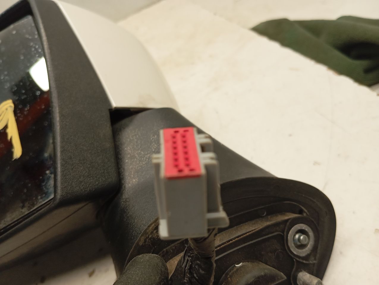 Part image 2