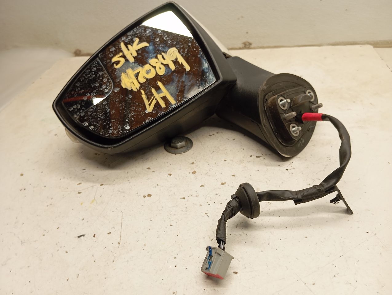 Part image 8