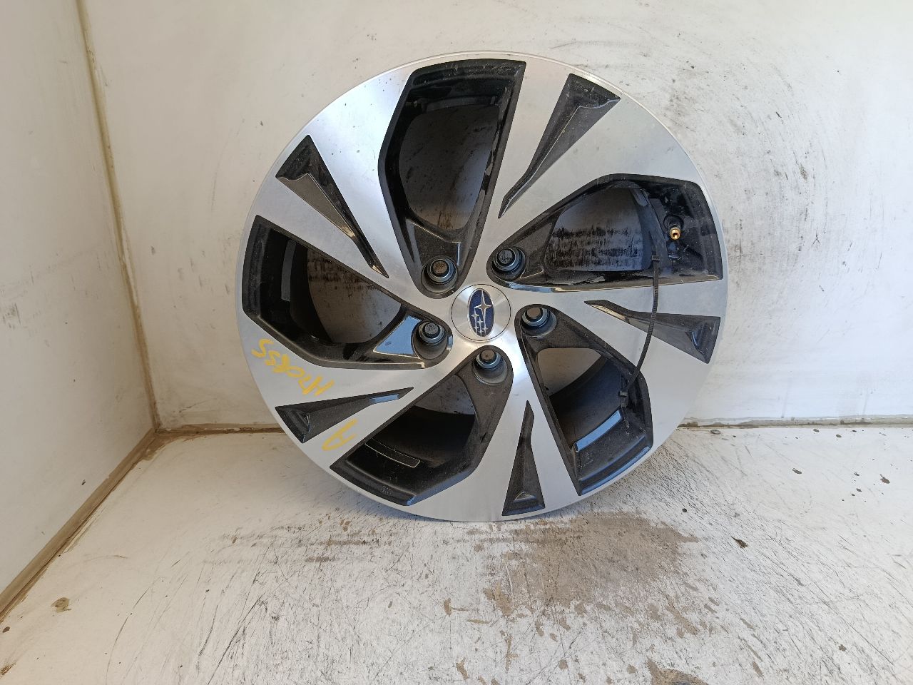 Part image 4