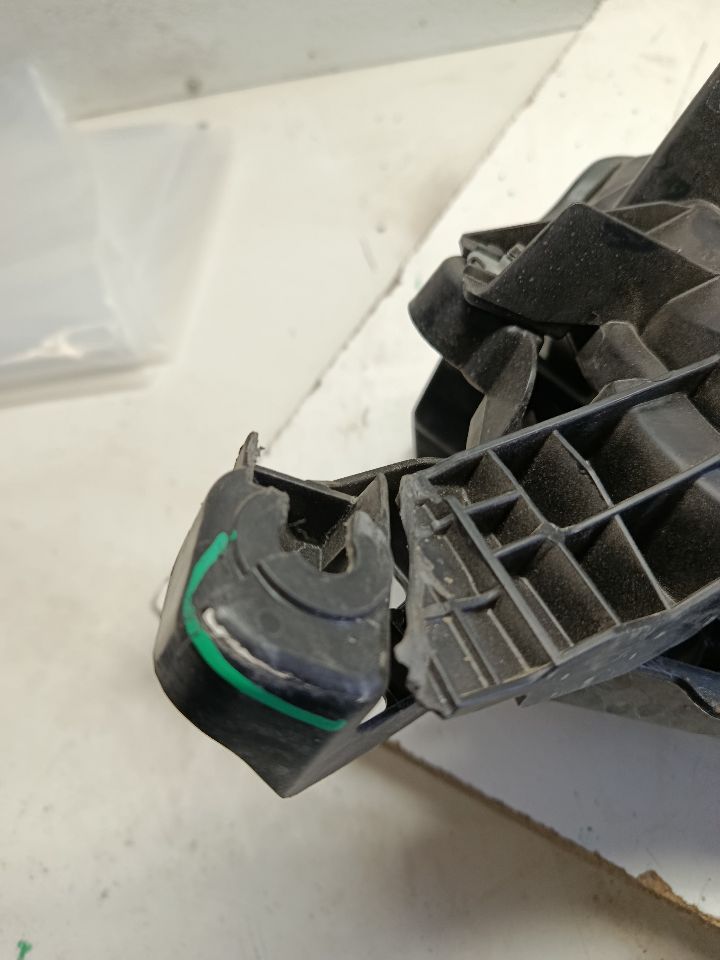 Part image 7