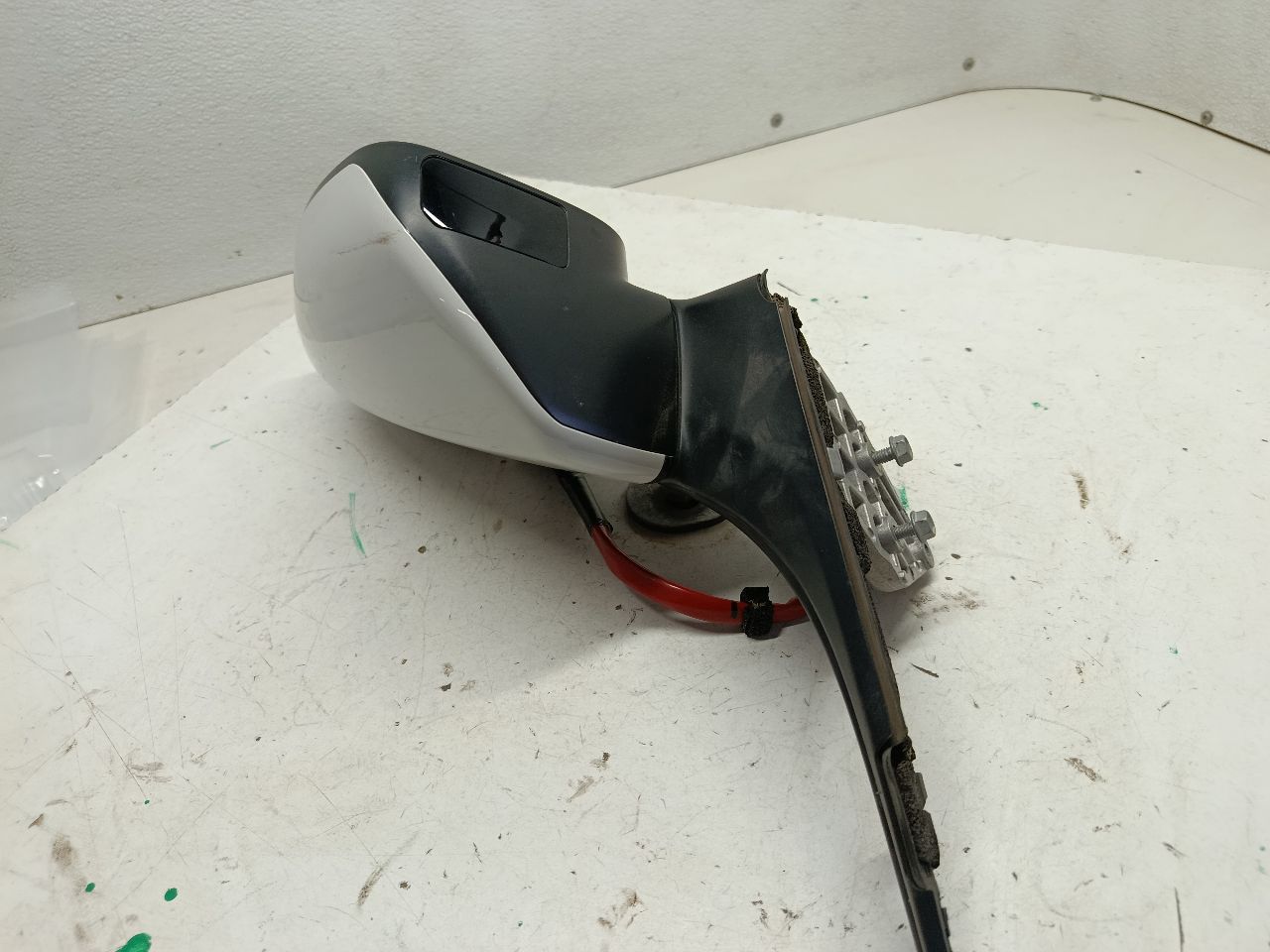 Part image 3