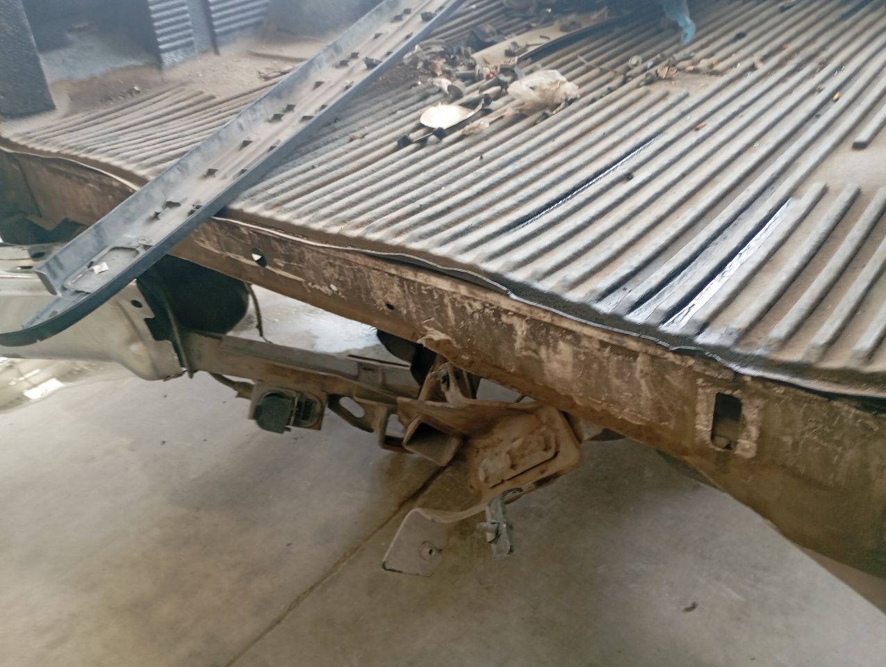 Part image 4
