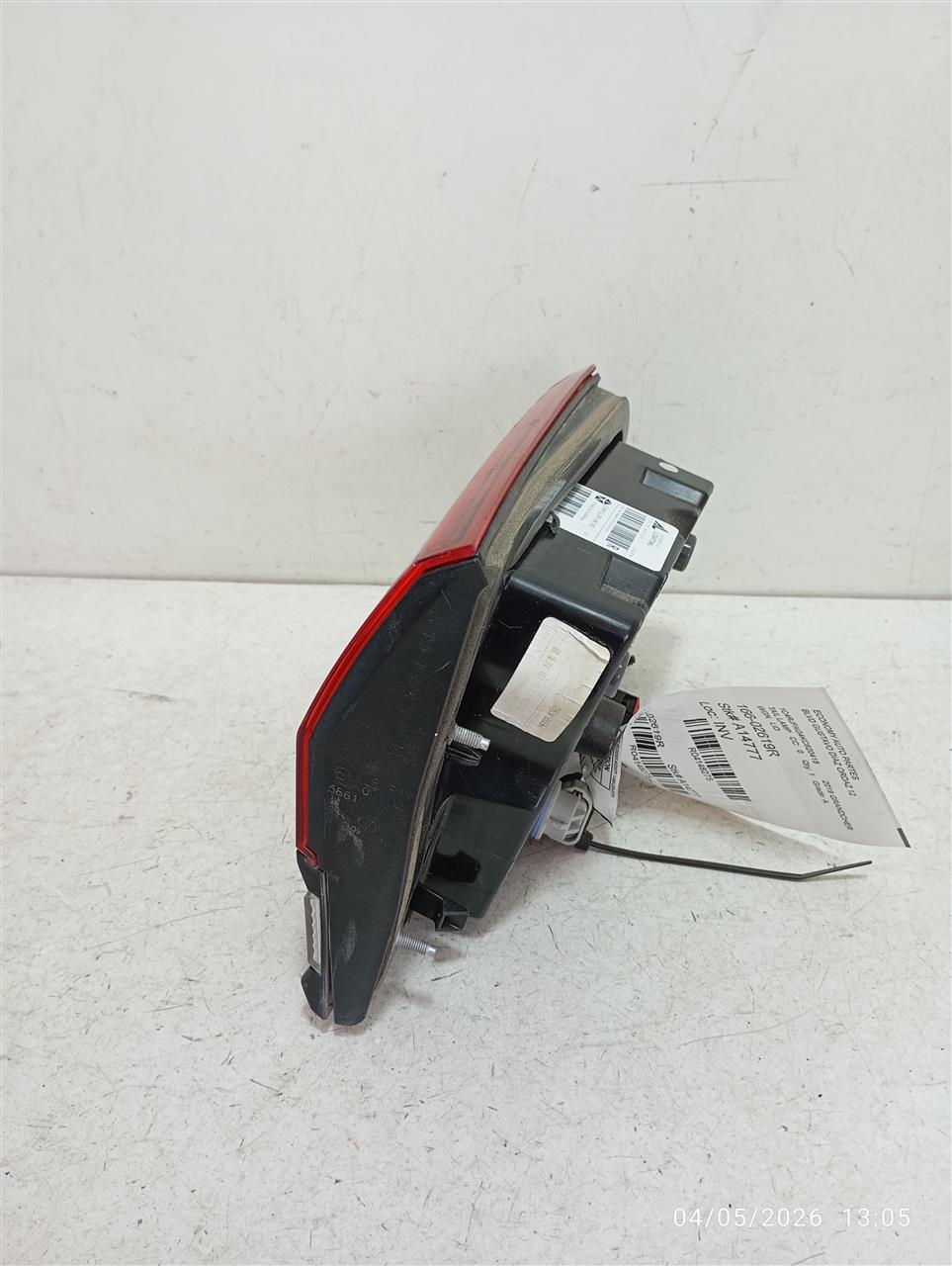 Part image 3