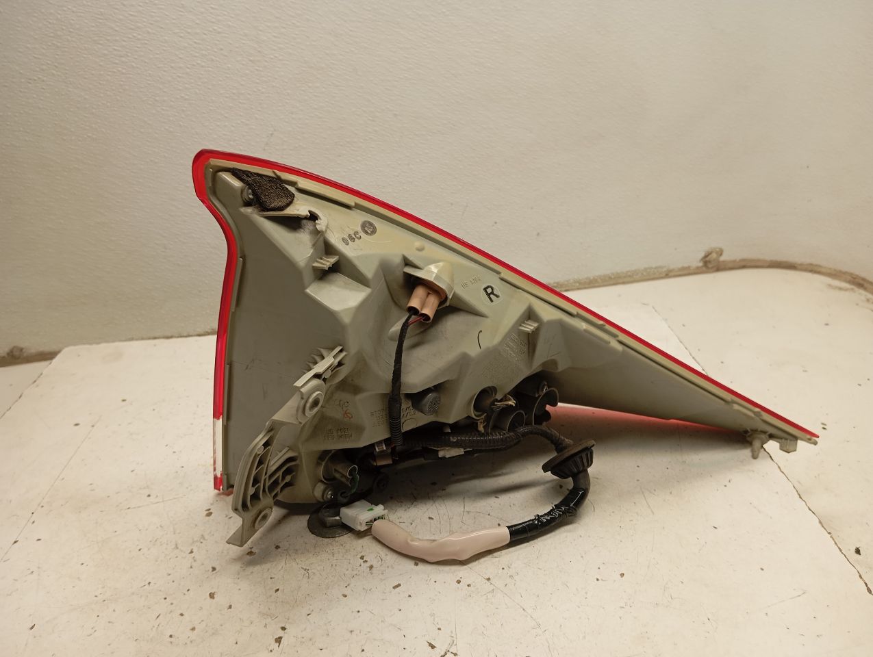 Part image 3