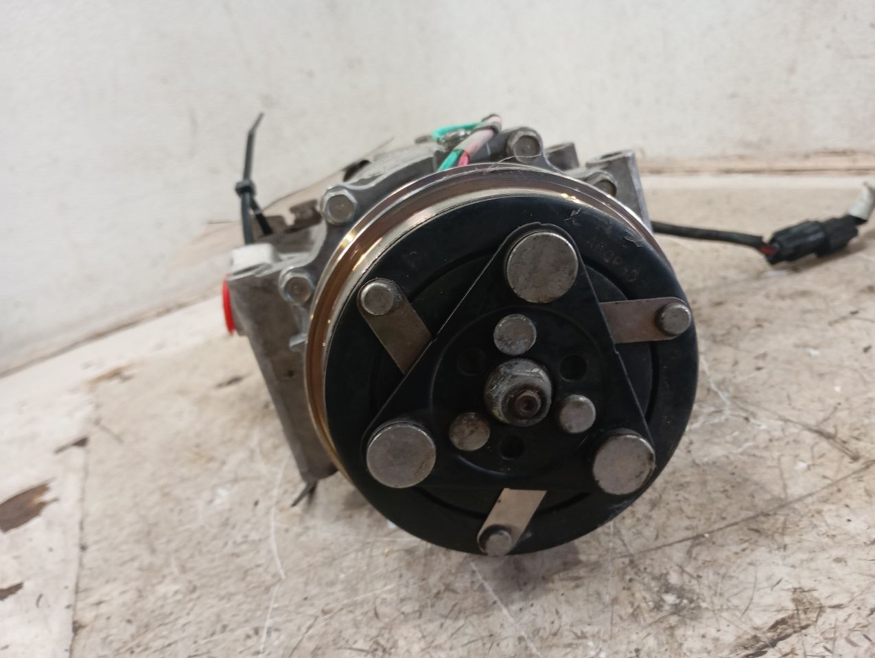 Part image 4