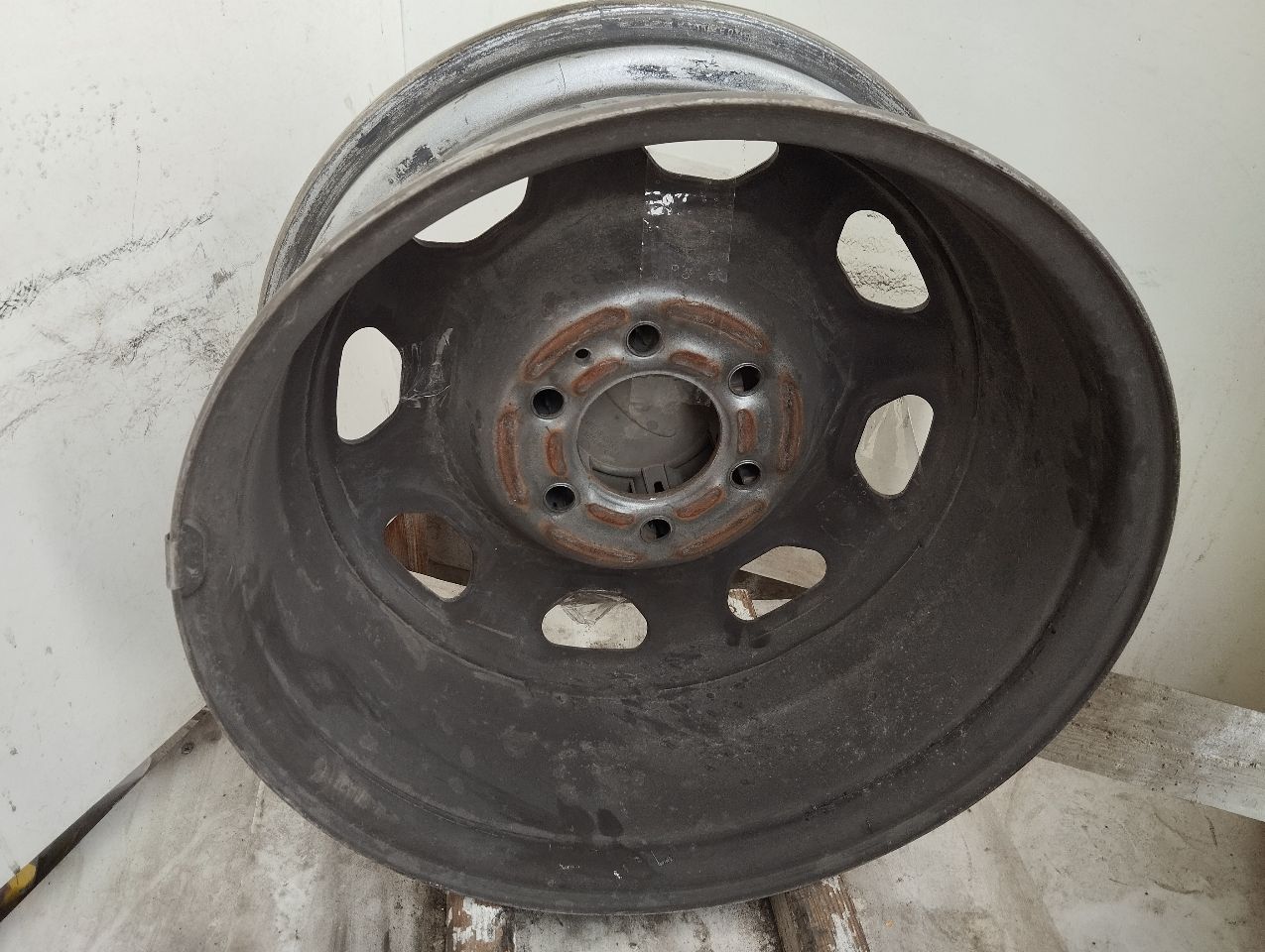 Part image 3