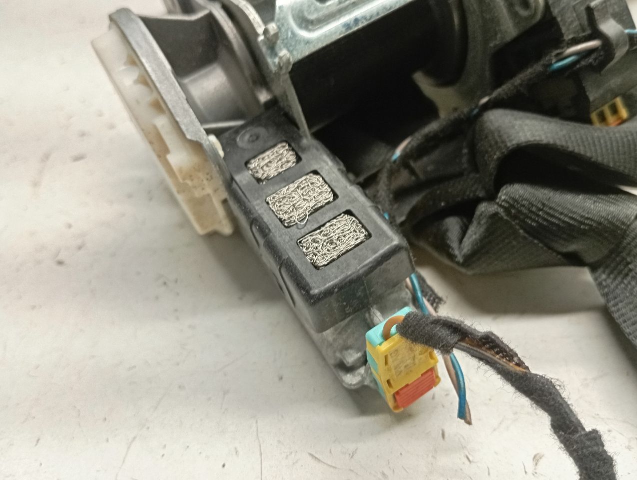 Used 2013 Volkswagen JETTA Seat Belt, Front - Stock #H20810