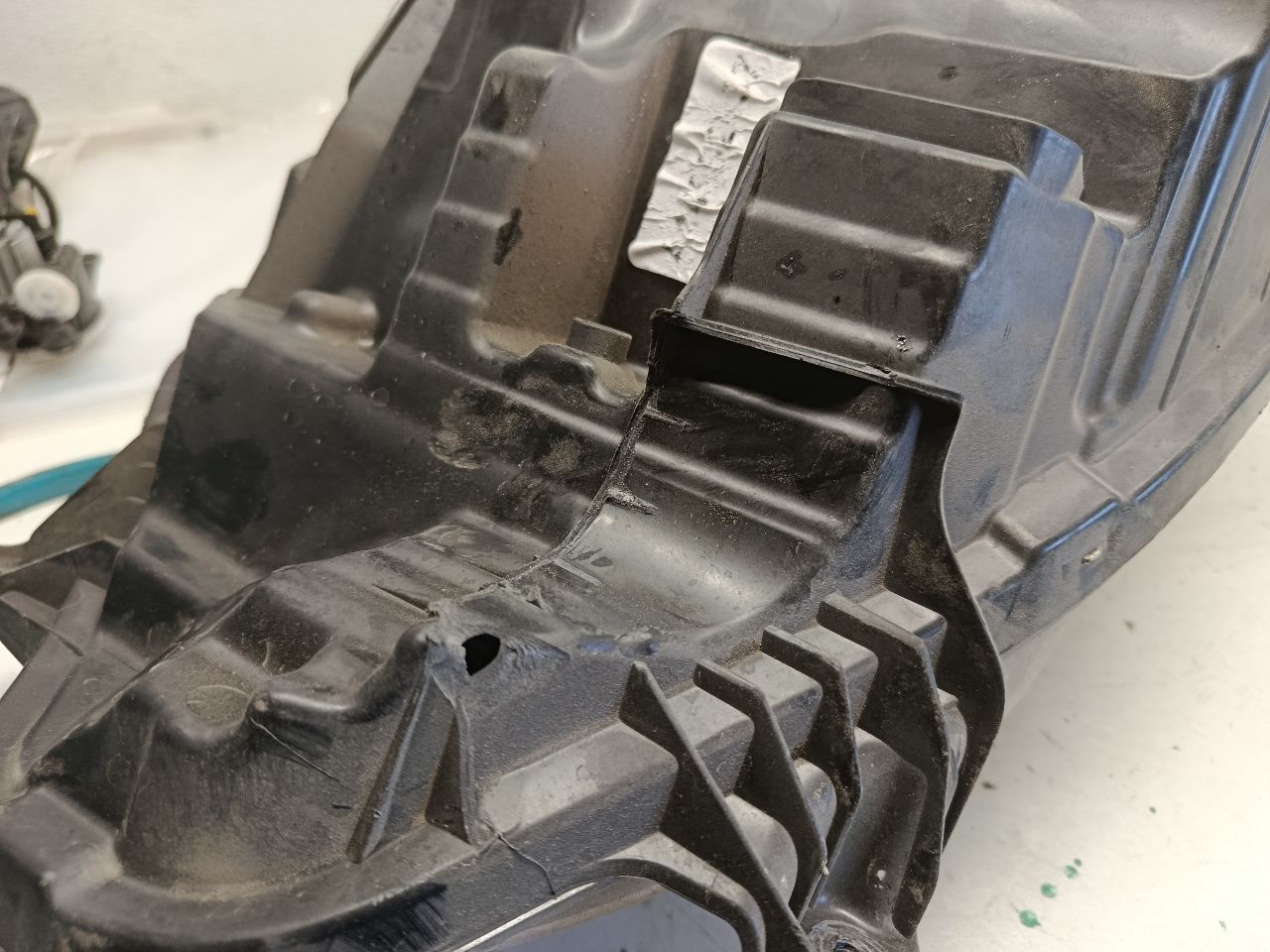 Part image 7