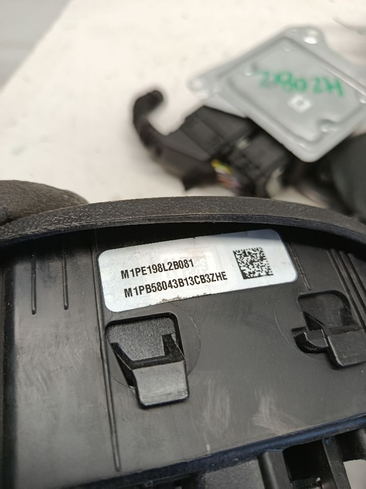 Part image 6