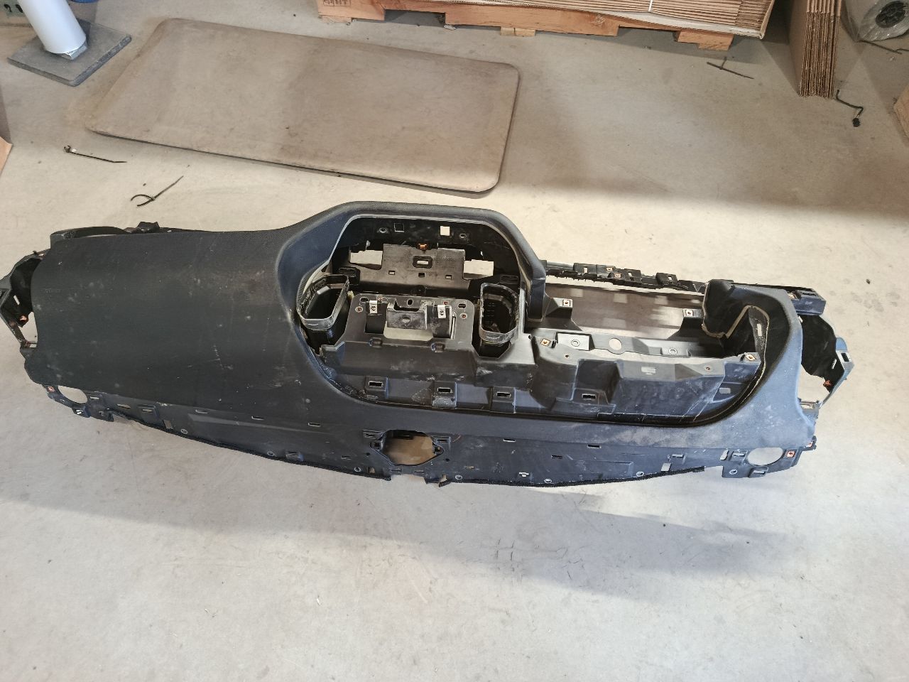 Part image 18