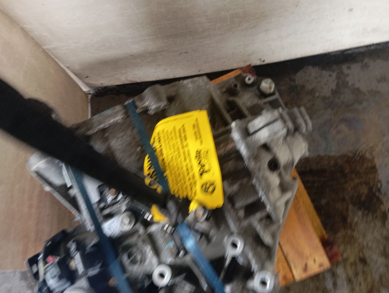 Part image 8
