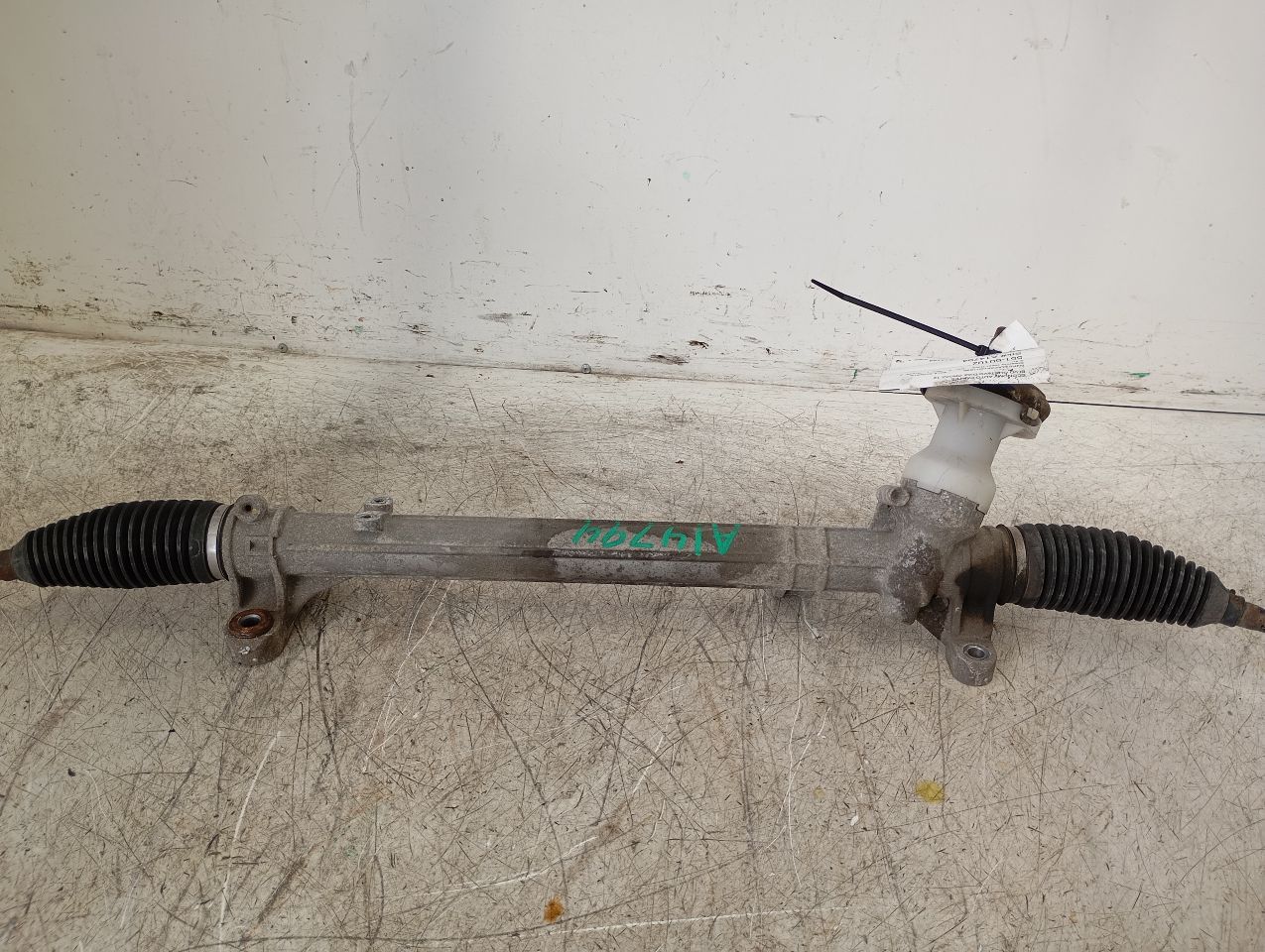 Part image 4