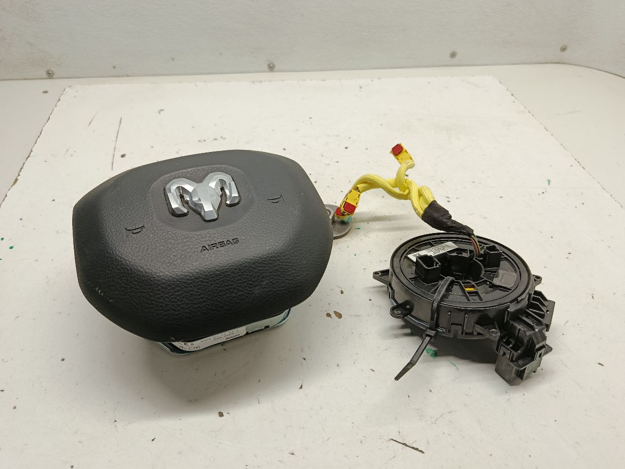 Part image 3