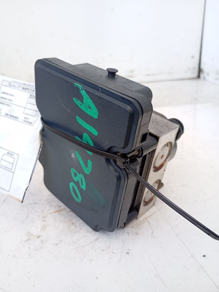 Used 2015 Nissan SENTRA Anti-lock Brake Pts - Stock #A14780