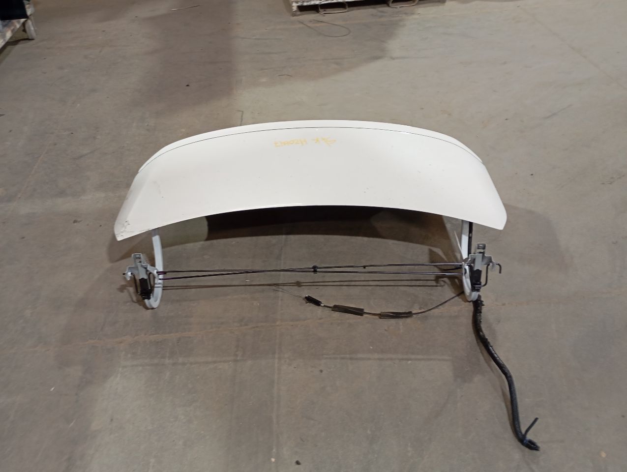 Part image 3