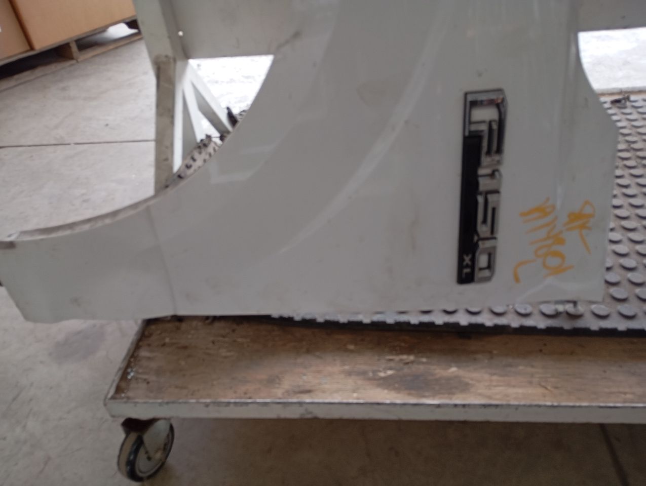 Part image 4