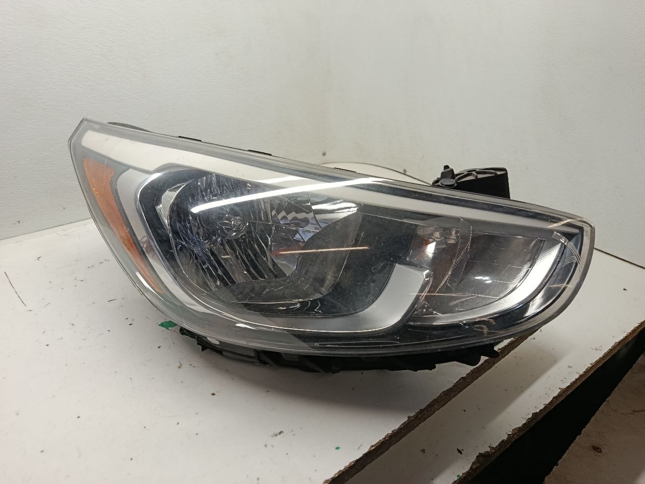 2017 Hyundai ACCENT Headlamp Assembly