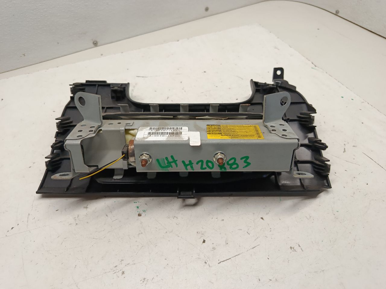 Part image 3