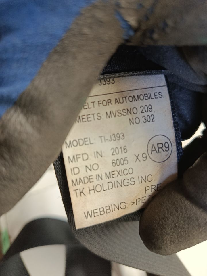 Used 2016 Honda CIVIC retractor - Stock #H20828